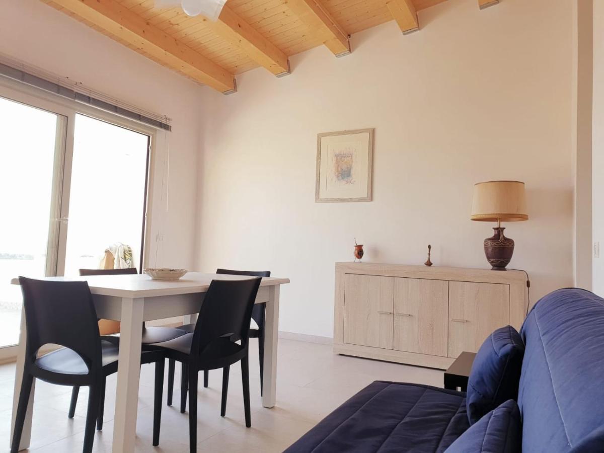 AMare - Casa Vacanze Доналуката Екстериор снимка